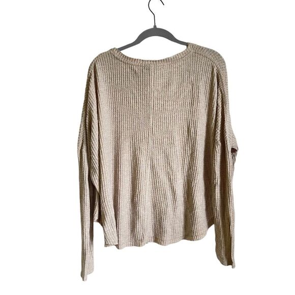 UO Out From Under JoJo Beige Oversized Waffle Knit Top M - Picture 6 of 10